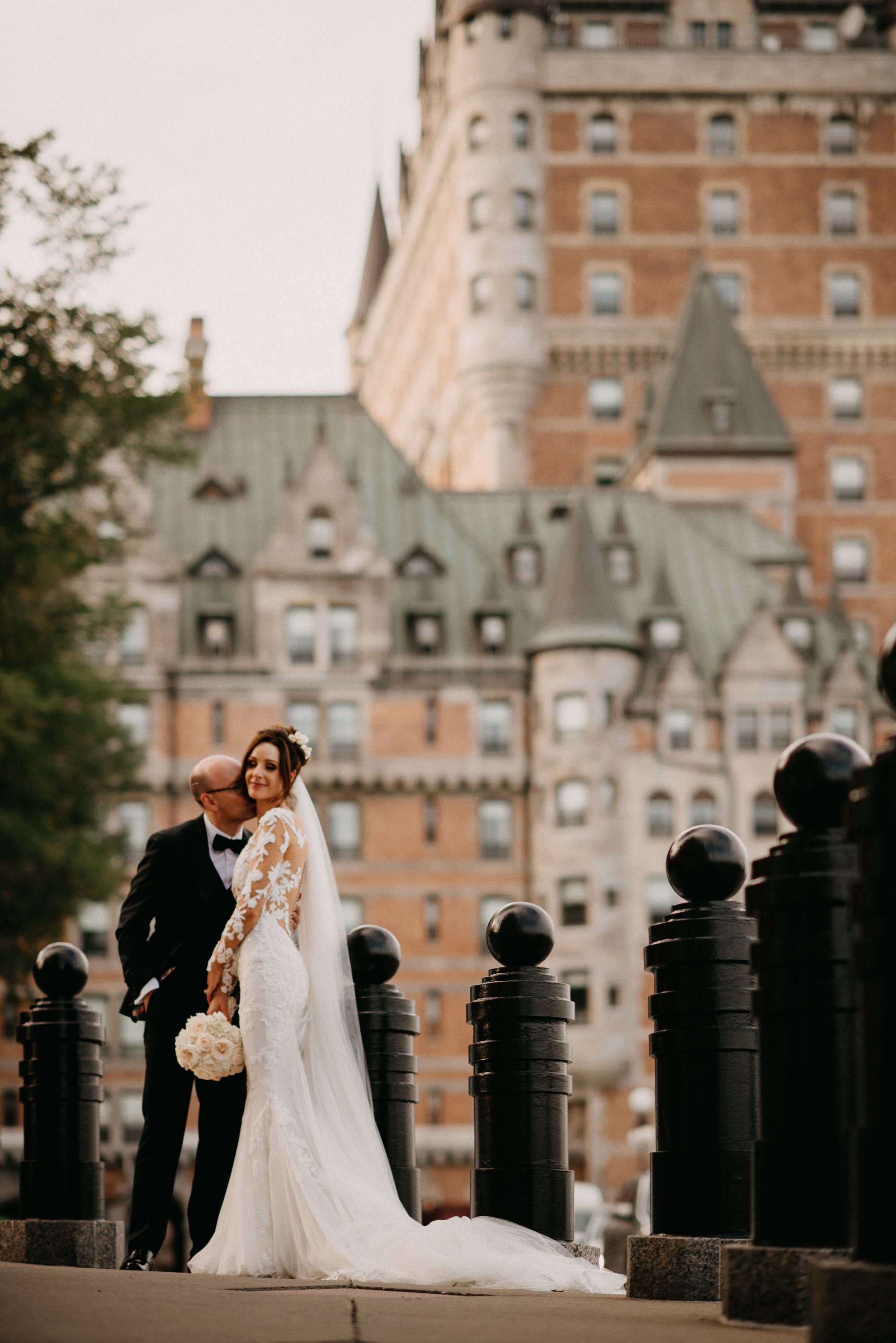 Archive/Chapitre 24/attachments/Mariages/13bf64f56f04af6f02f7c0d181ce8884_MD5.jpg