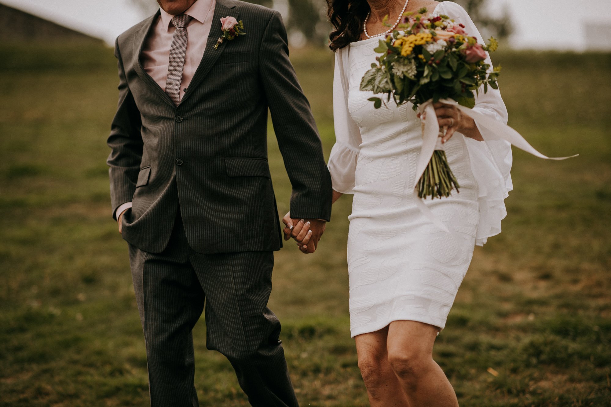 Archive/Chapitre 24/attachments/Mariages/19a58f097814e3bfe1484dbbc8ffda6e_MD5.jpg