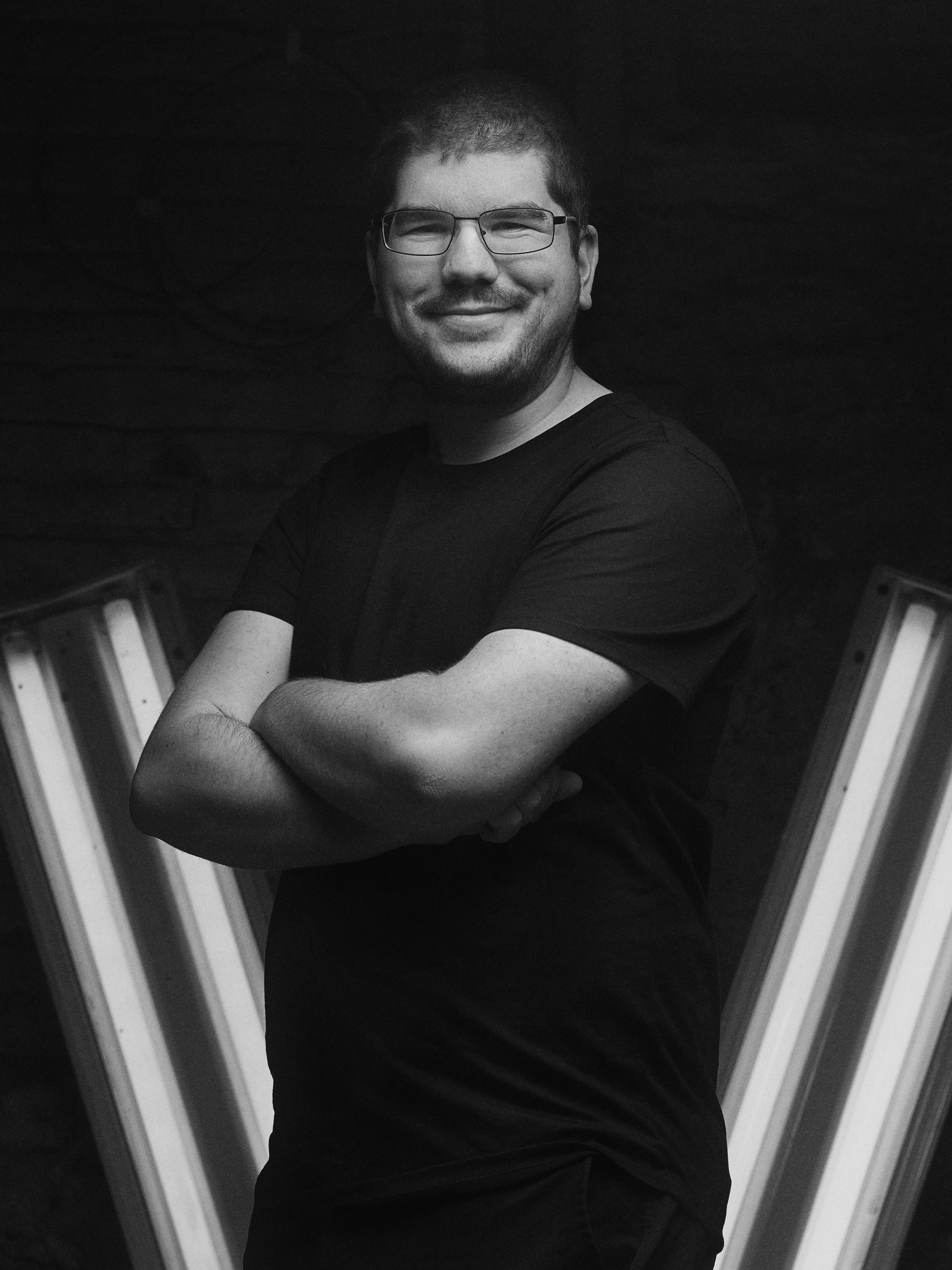 Charles---211108---SGD---Portraits0593 1.jpg