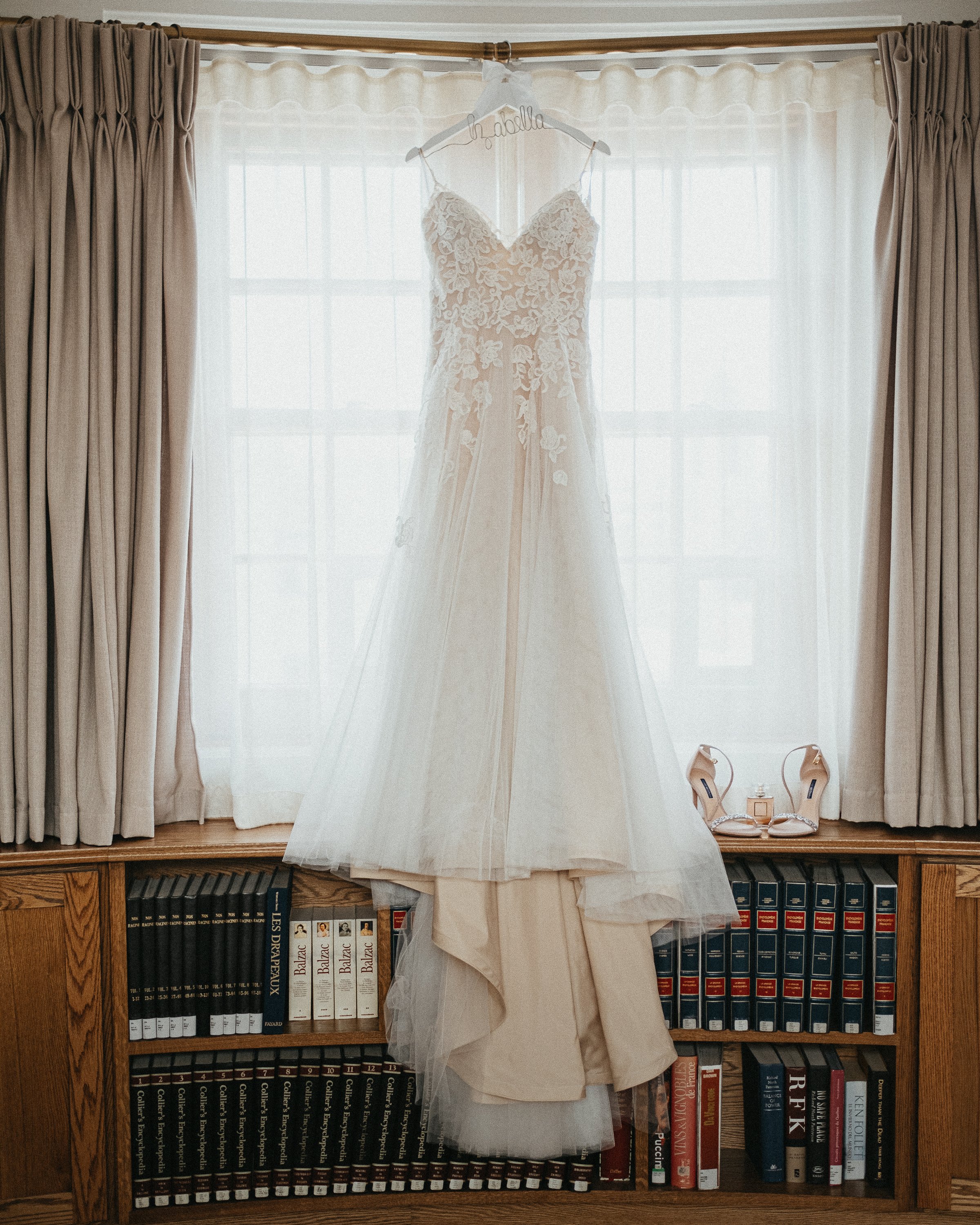 Archive/Chapitre 24/attachments/Mariages/e5bff4d963b8af5d8c0d65e1160b8ddd_MD5.jpg